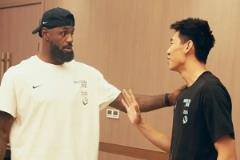 崔永熙回憶詹姆斯中國行：當面請老詹再戰(zhàn)五年 老詹笑著拒絕